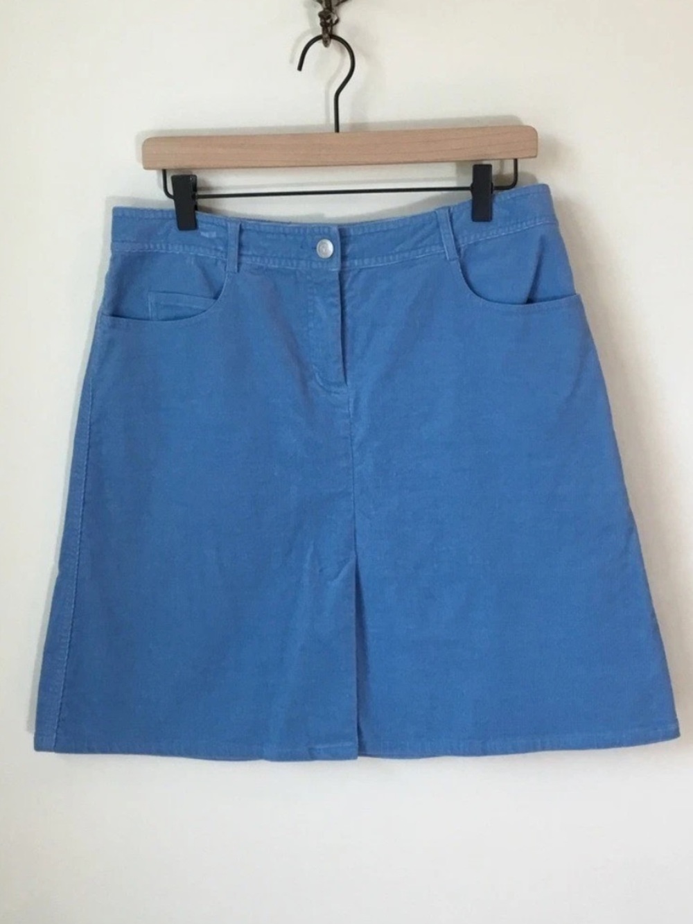 Lilly Pulitzer Blue A-Line Corduroy skirt size 2